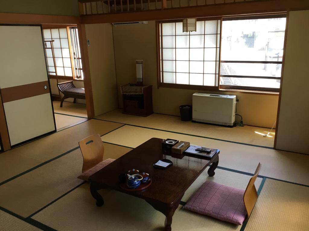 Yakushi No Yu Yumotokan Кусацу Экстерьер фото